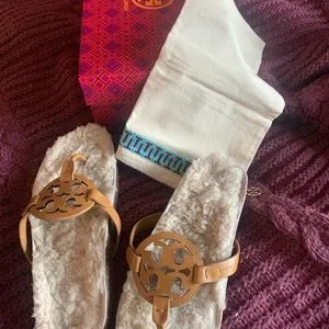 Tory Burch Shoes Tory Burch Miller Cloud Shearling Sandals Sz
